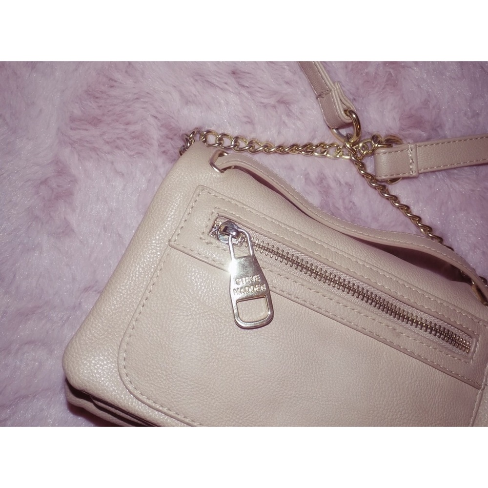🐚🐚Steve Madden Shoulder Purse 🐚🐚 - Picture 5 of 5